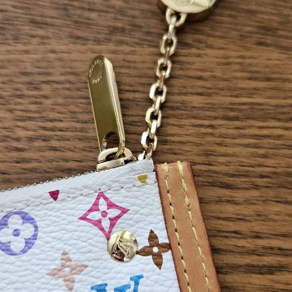 ☆ MINT☆ Louis Vuitton x Takashi Murakami Multicolor Pochette Cles Blanc - Picture 7 of 13